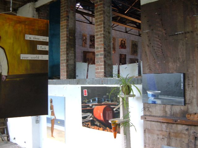 a l'intérieur