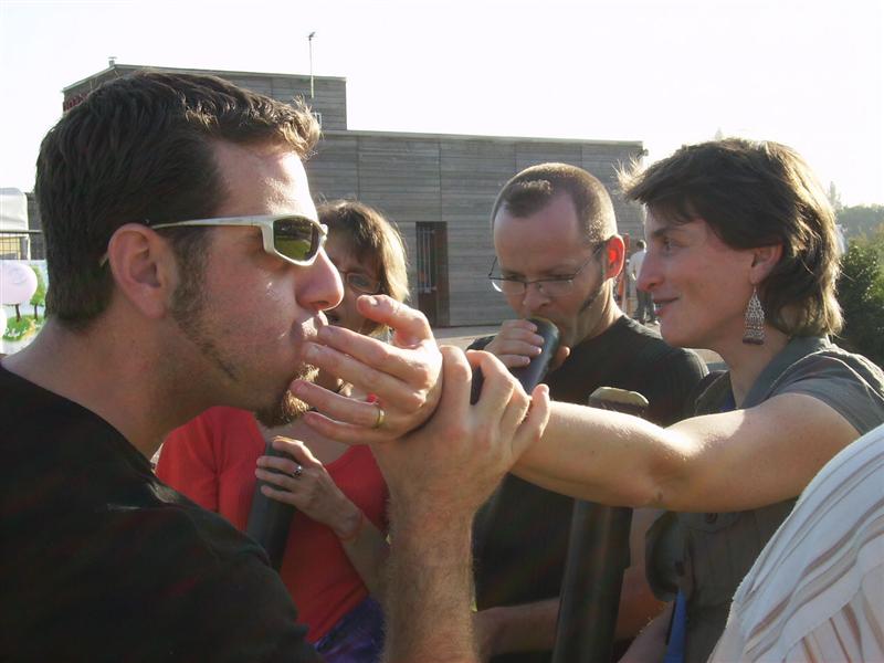 Fred en pleine explication