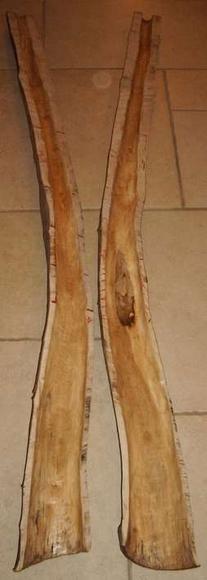 les deux parties creusées. on voit "l'oeil" à l'intérieur, à droite