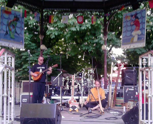 Esprit Mimih, scène du Kiosque, FIMU 2010