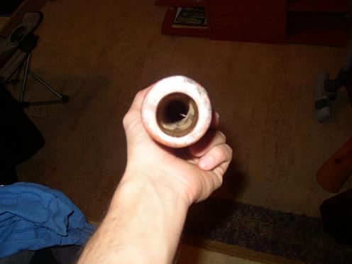l'embouchure mesure 33mm interieur et 52mm exterieur