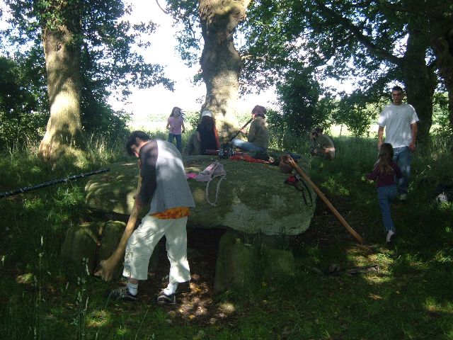 le dolmen de la &amp;quot;maison trouvée&amp;quot;