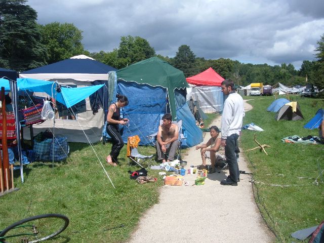 ptit déj' au stand de l'association INTIPA WAWAN sur le Pérou