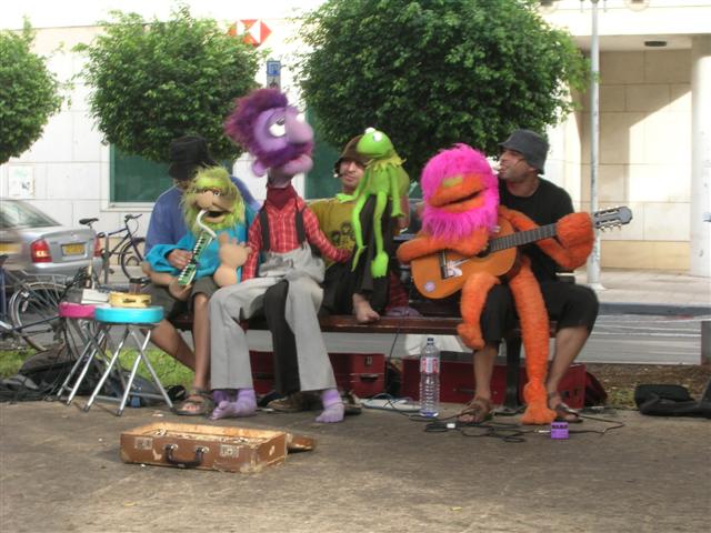 Le puppet show.JPG