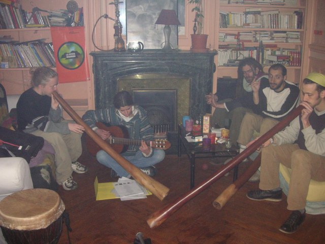 tout le monde il é beau...:)